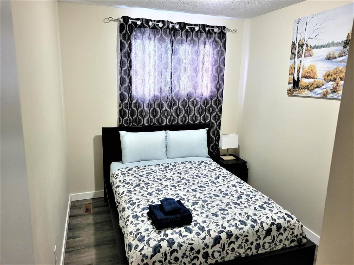 Cozy 4 Bedroom Townhouse - Peaceful Feel Of Home Winnipeg Esterno foto