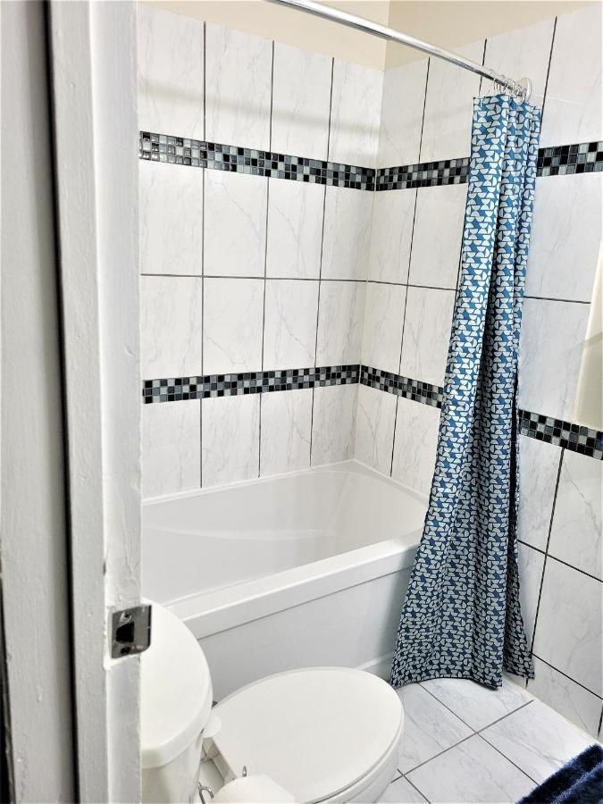 Cozy 4 Bedroom Townhouse - Peaceful Feel Of Home Winnipeg Esterno foto