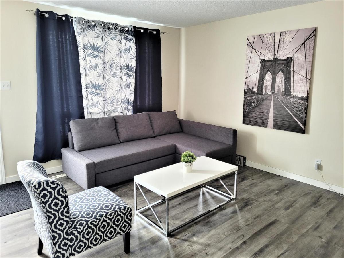 Cozy 4 Bedroom Townhouse - Peaceful Feel Of Home Winnipeg Esterno foto